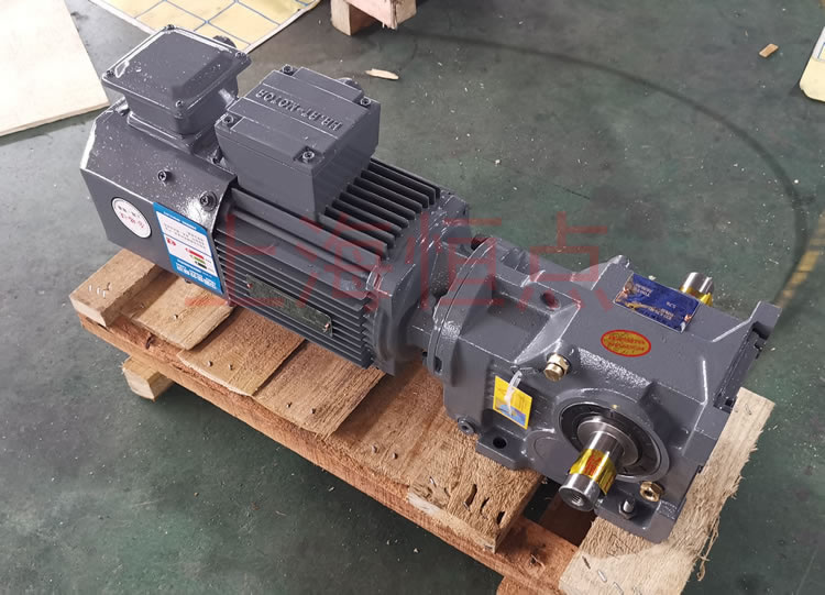 K37系列減速機輸入配變頻電機，輸出雙軸A+B 實物照片