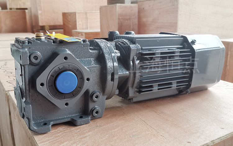 SA37系列減速機，配電機，灰色油漆 實物照片