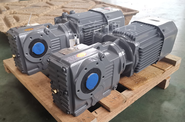 KA37系列減速機通孔輸出，配電機實物圖