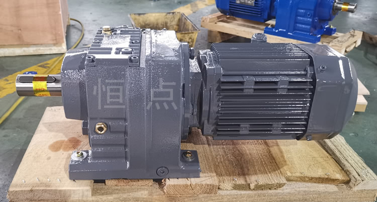 R57系列減速機 輸入配電機 輸出單軸 卧式安裝 實物照片