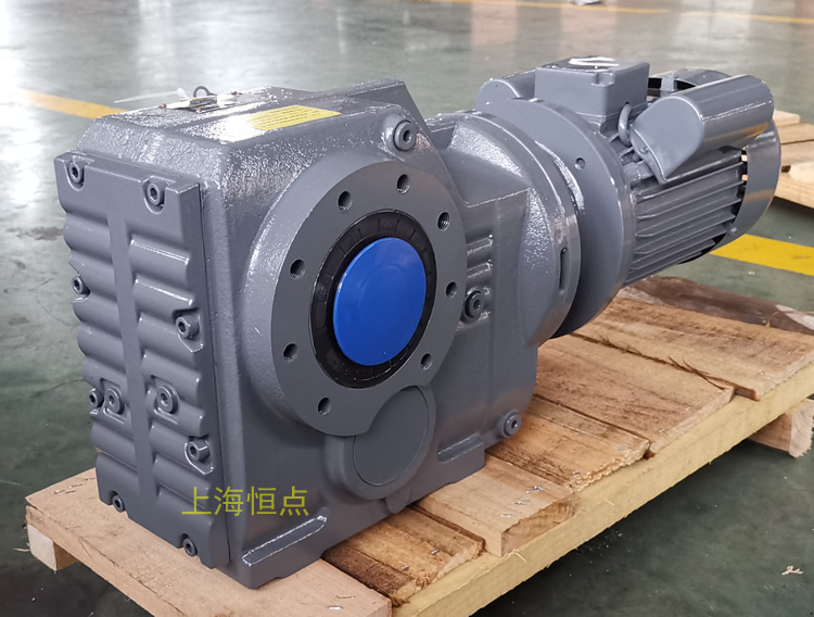 KA77減速機 輸入過度圓法蘭接配單相電機（電容）輸出通孔 實物圖 -上海恒點