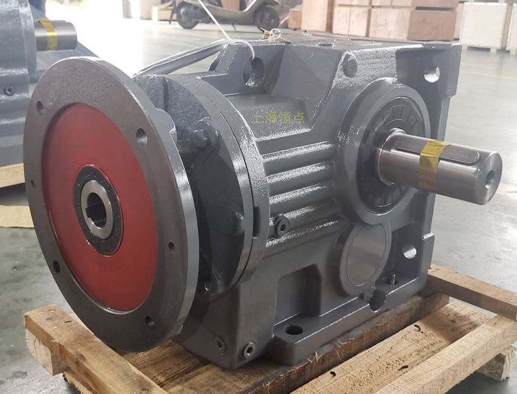 K97減速機，輸入配電機法蘭端蓋，右輸出單軸，實物圖如下